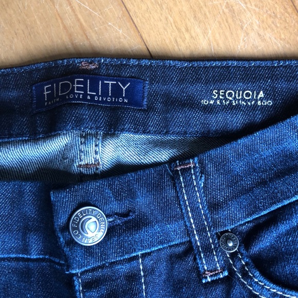 Jeans - Picture 4 of 5